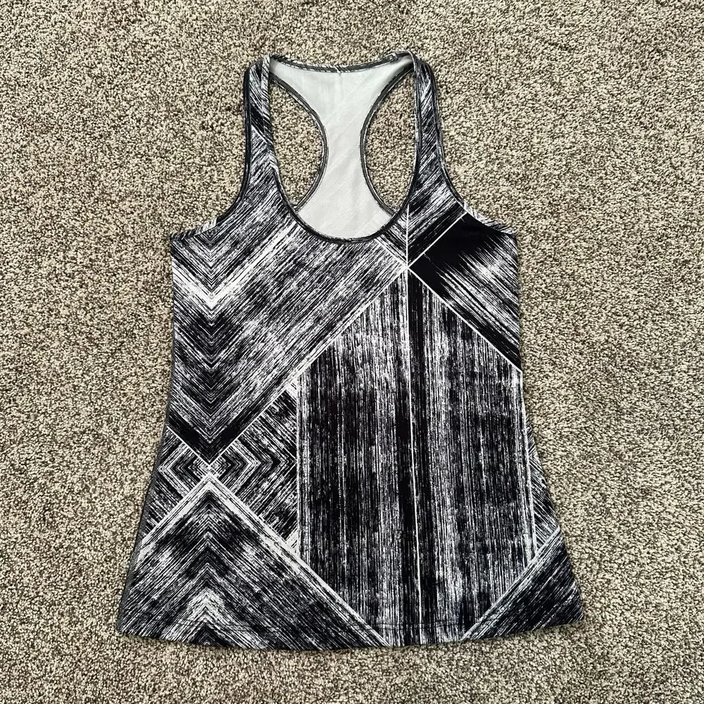 Lululemon black & white stripe pattern Cool racerback tank top